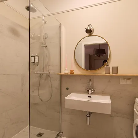 Апартаменты Powroznicza Apartments, Main Old Town & Riverside By Downtown *