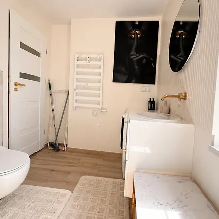 Daire Powroznicza Apartments, Main Old Town & Riverside By Downtown
