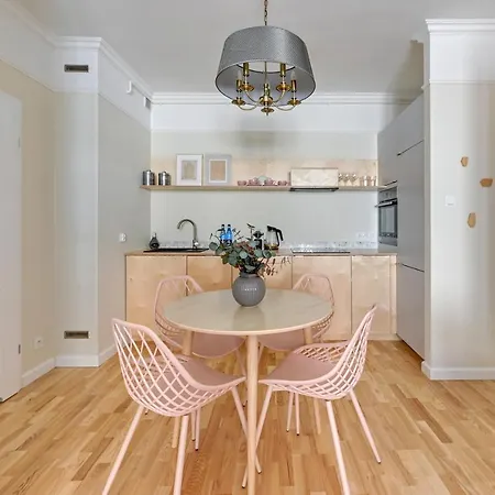 Powroznicza Apartments, Main Old Town & Riverside By Downtown *